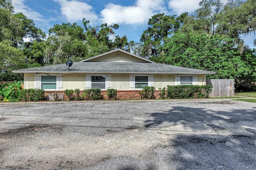 For Sale: $499,000 (8 beds, 0 baths, 3233 Square Feet)