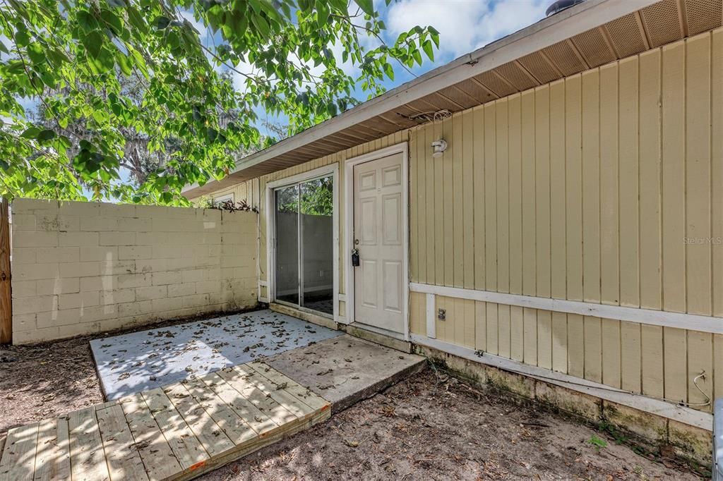For Sale: $499,000 (8 beds, 0 baths, 3233 Square Feet)