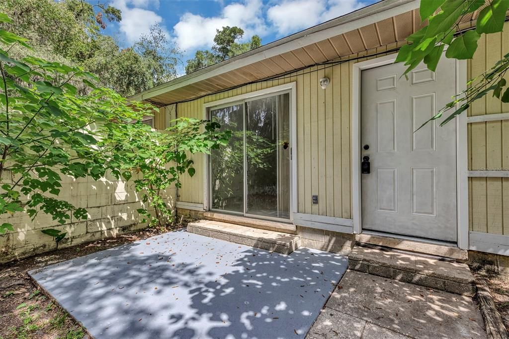 For Sale: $499,000 (8 beds, 0 baths, 3233 Square Feet)