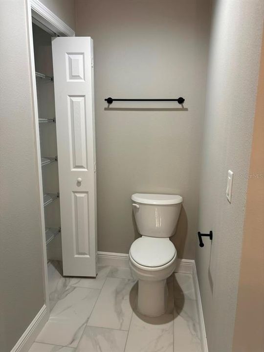 For Sale: $279,900 (3 beds, 2 baths, 1662 Square Feet)