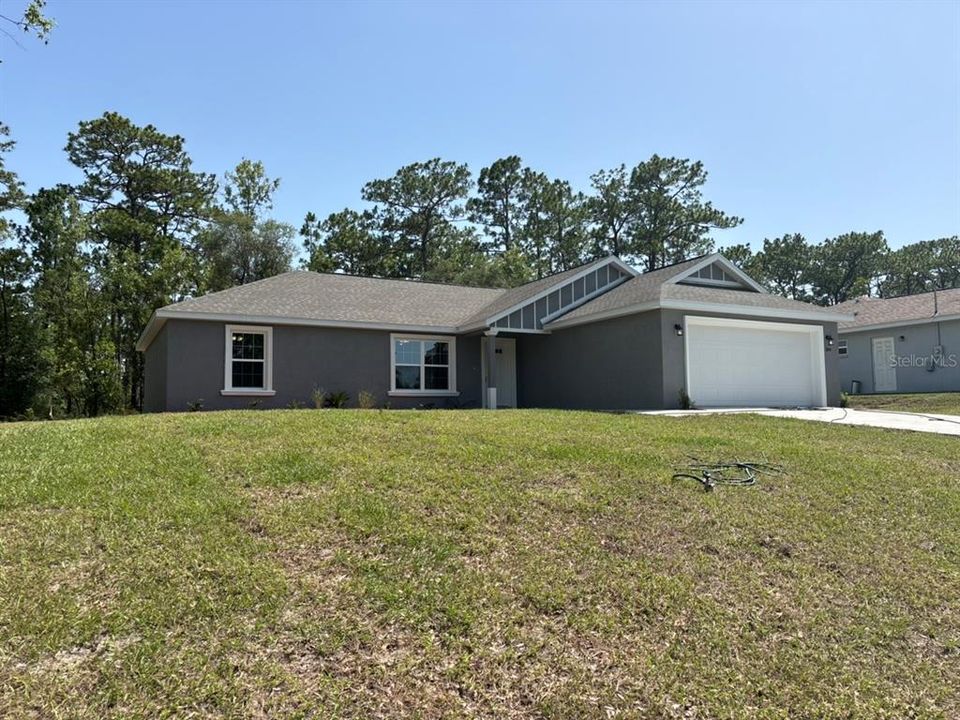 For Sale: $279,900 (3 beds, 2 baths, 1662 Square Feet)
