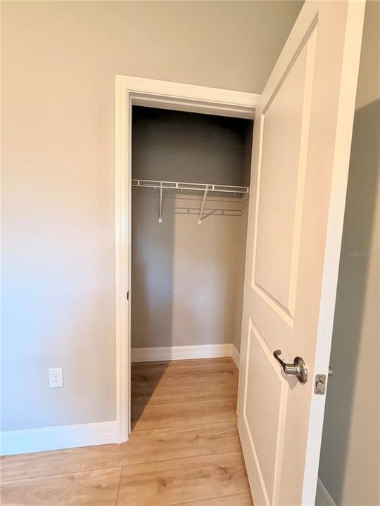 For Sale: $375,000 (4 beds, 3 baths, 1990 Square Feet)
