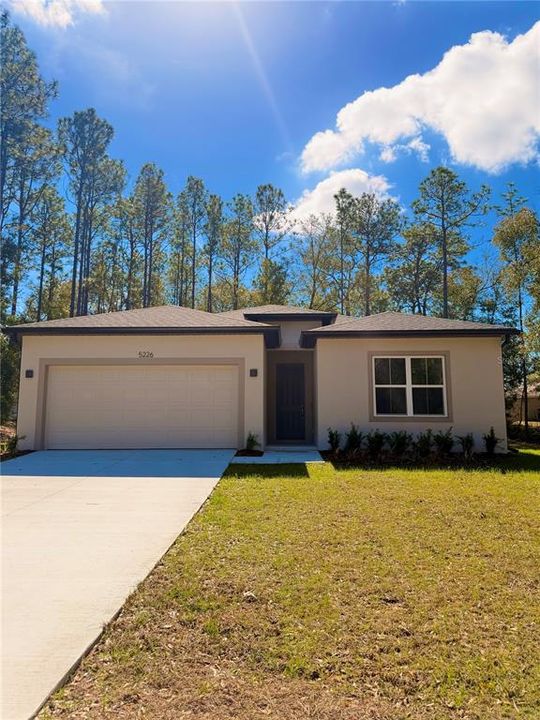 For Sale: $375,000 (4 beds, 3 baths, 1990 Square Feet)