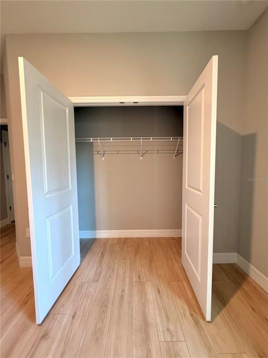 For Sale: $375,000 (4 beds, 3 baths, 1990 Square Feet)