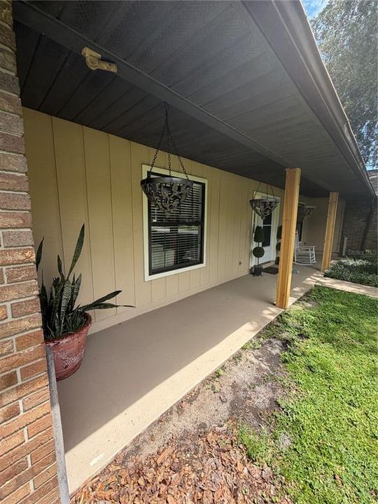 For Sale: $549,000 (4 beds, 2 baths, 2354 Square Feet)