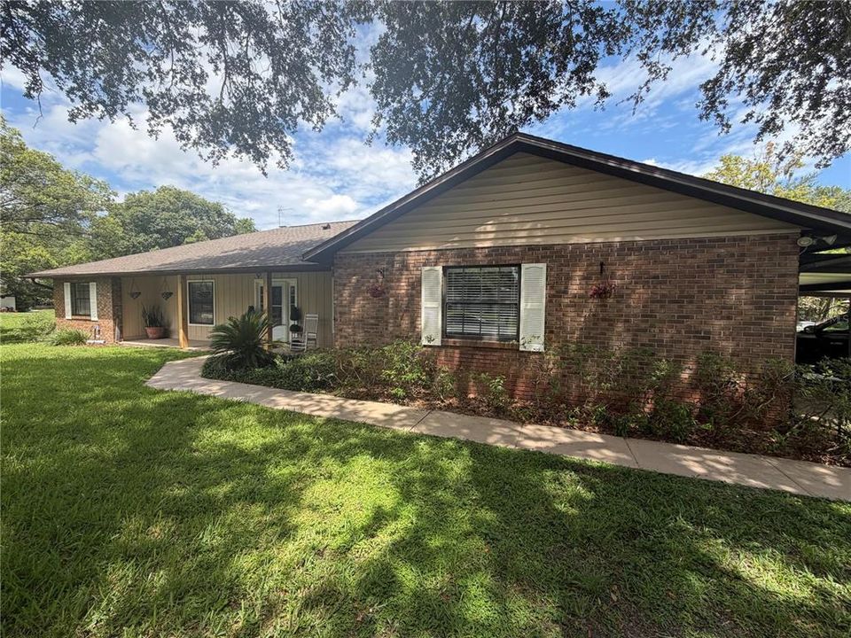 For Sale: $549,000 (4 beds, 2 baths, 2354 Square Feet)