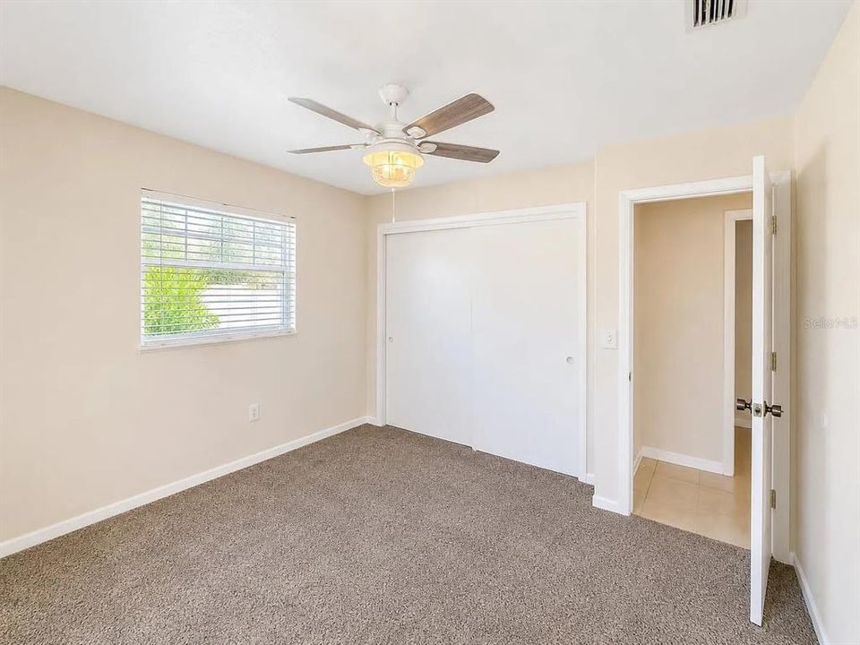 В аренду: $2,950 (4 спален, 2 ванн, 2099 Квадратных фут)