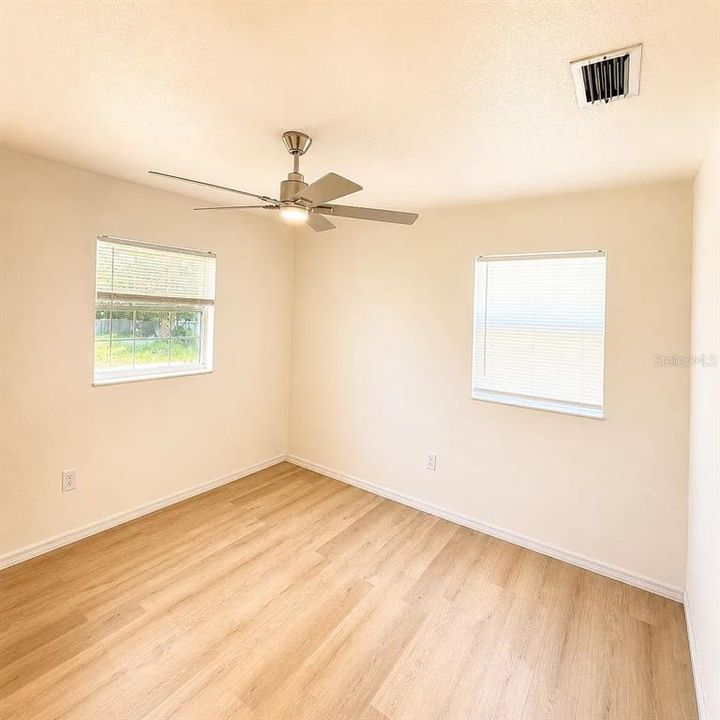 В аренду: $2,950 (4 спален, 2 ванн, 2099 Квадратных фут)