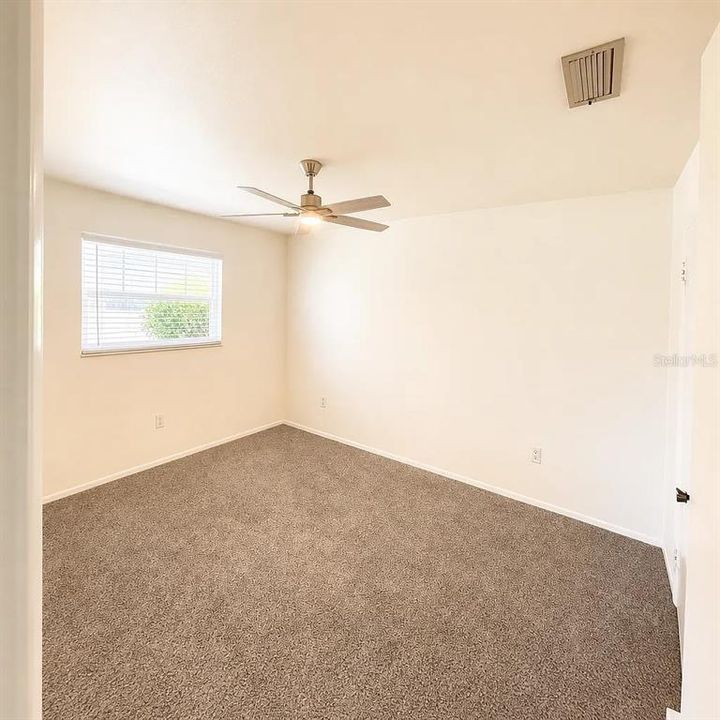 В аренду: $2,950 (4 спален, 2 ванн, 2099 Квадратных фут)