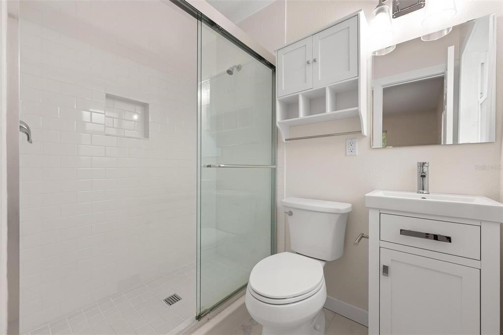 For Rent: $1,650 (1 beds, 1 baths, 500 Square Feet)