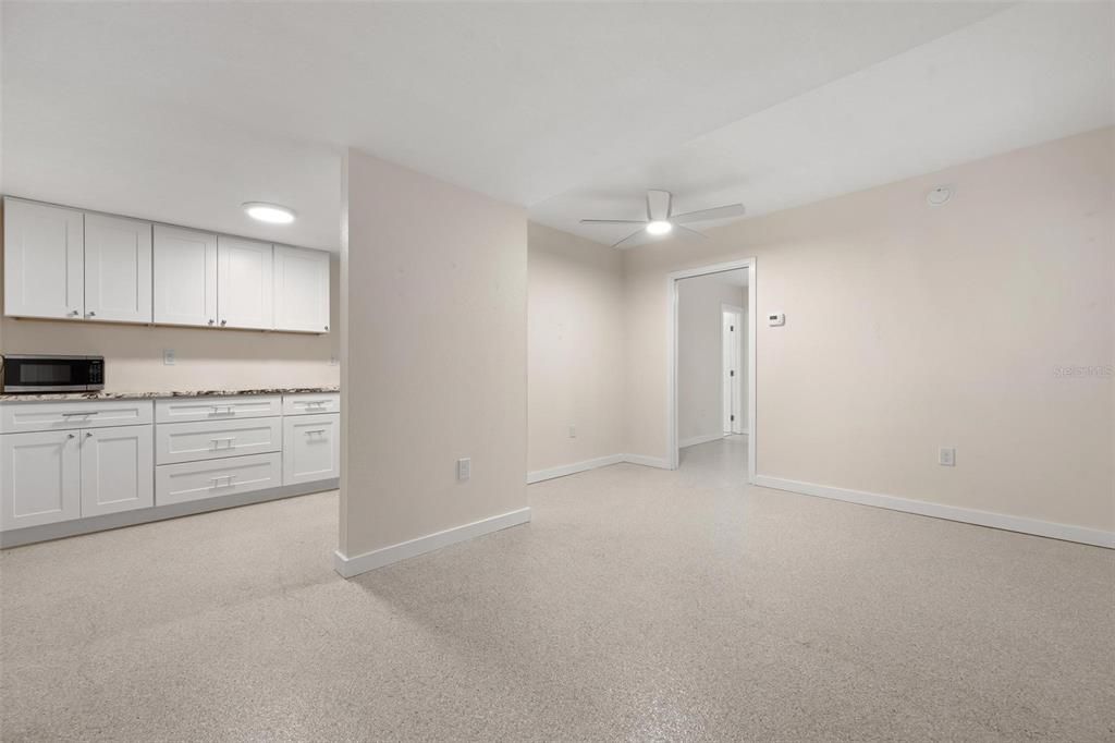 For Rent: $1,650 (1 beds, 1 baths, 500 Square Feet)
