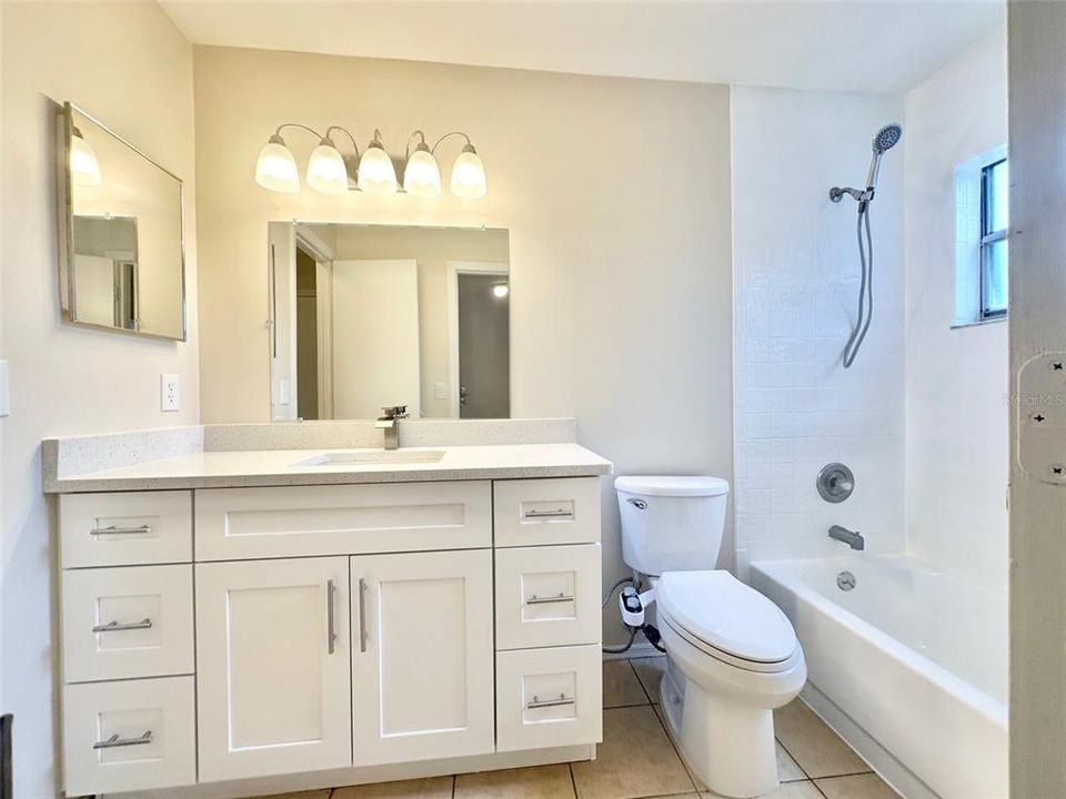 For Rent: $1,895 (3 beds, 2 baths, 1163 Square Feet)