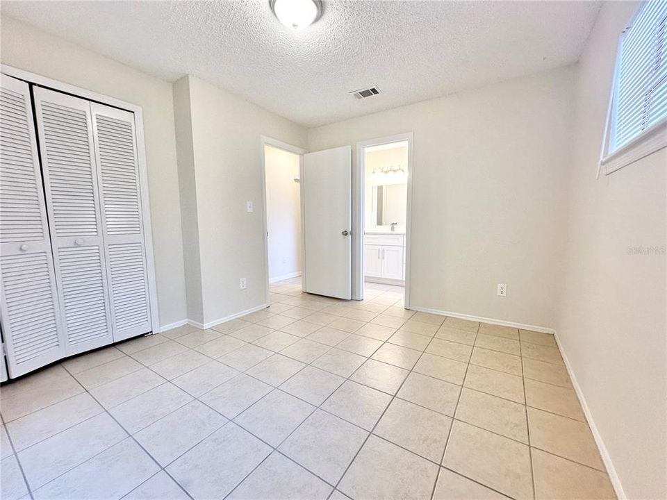 For Rent: $1,895 (3 beds, 2 baths, 1163 Square Feet)