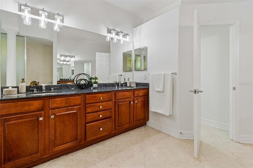 For Sale: $1,050,000 (4 beds, 3 baths, 3566 Square Feet)