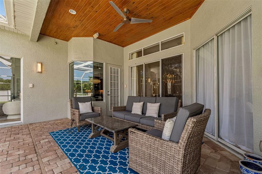 For Sale: $1,050,000 (4 beds, 3 baths, 3566 Square Feet)