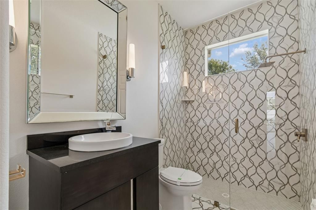 For Sale: $1,050,000 (4 beds, 3 baths, 3566 Square Feet)