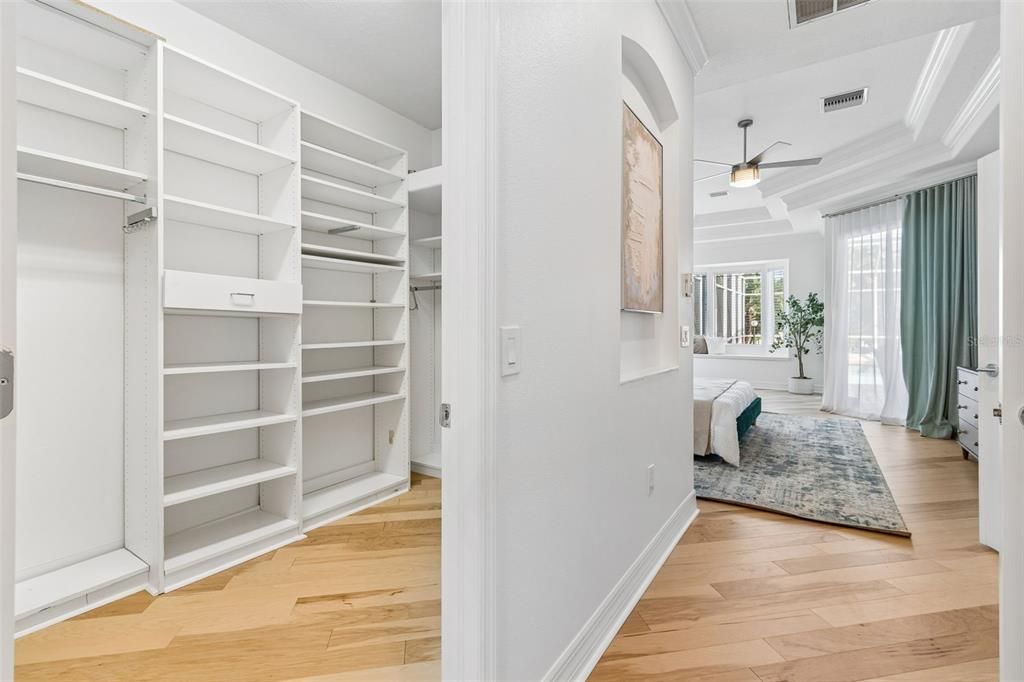 For Sale: $1,050,000 (4 beds, 3 baths, 3566 Square Feet)