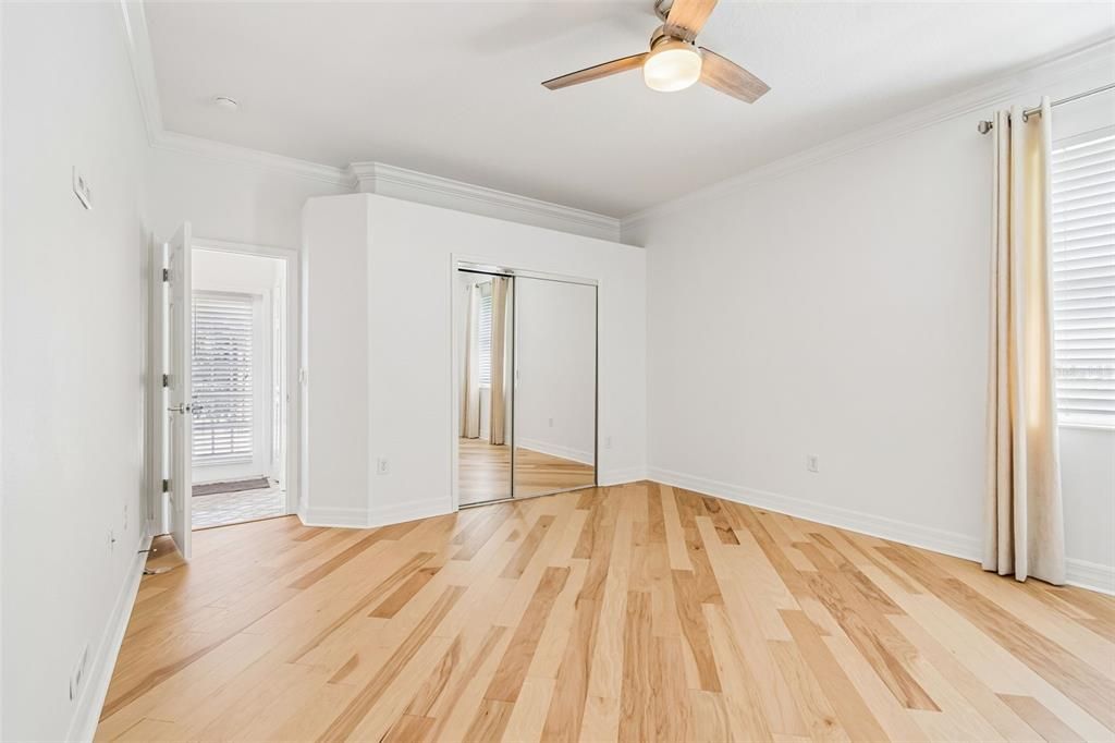 For Sale: $1,050,000 (4 beds, 3 baths, 3566 Square Feet)