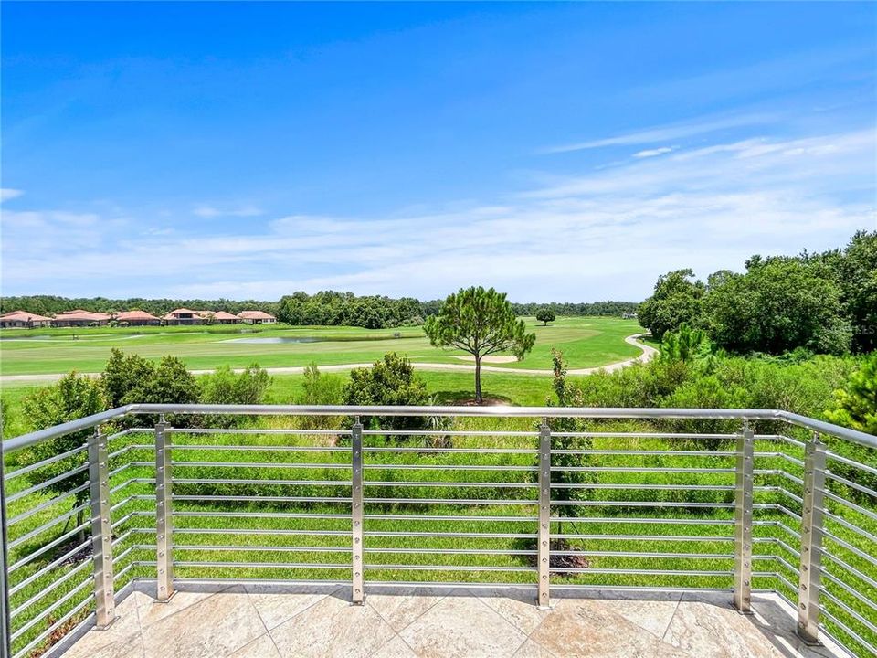 En Venta: $415,000 (4 camas, 3 baños, 2224 Pies cuadrados)