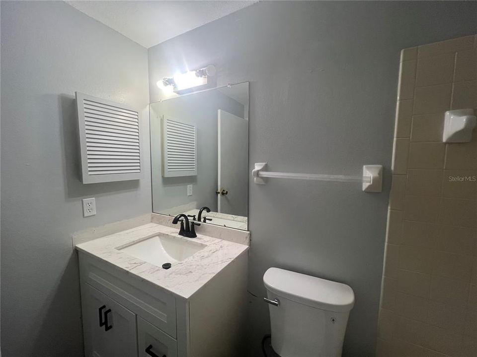 В аренду: $1,300 (2 спален, 2 ванн, 960 Квадратных фут)
