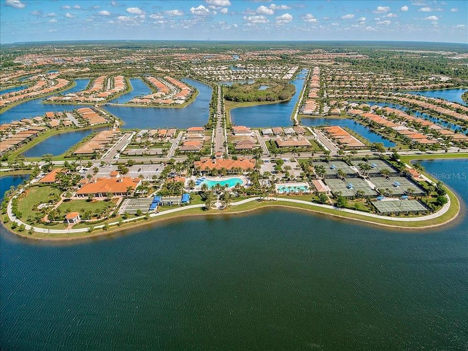 На продажу: $525,000 (2 спален, 2 ванн, 1674 Квадратных фут)