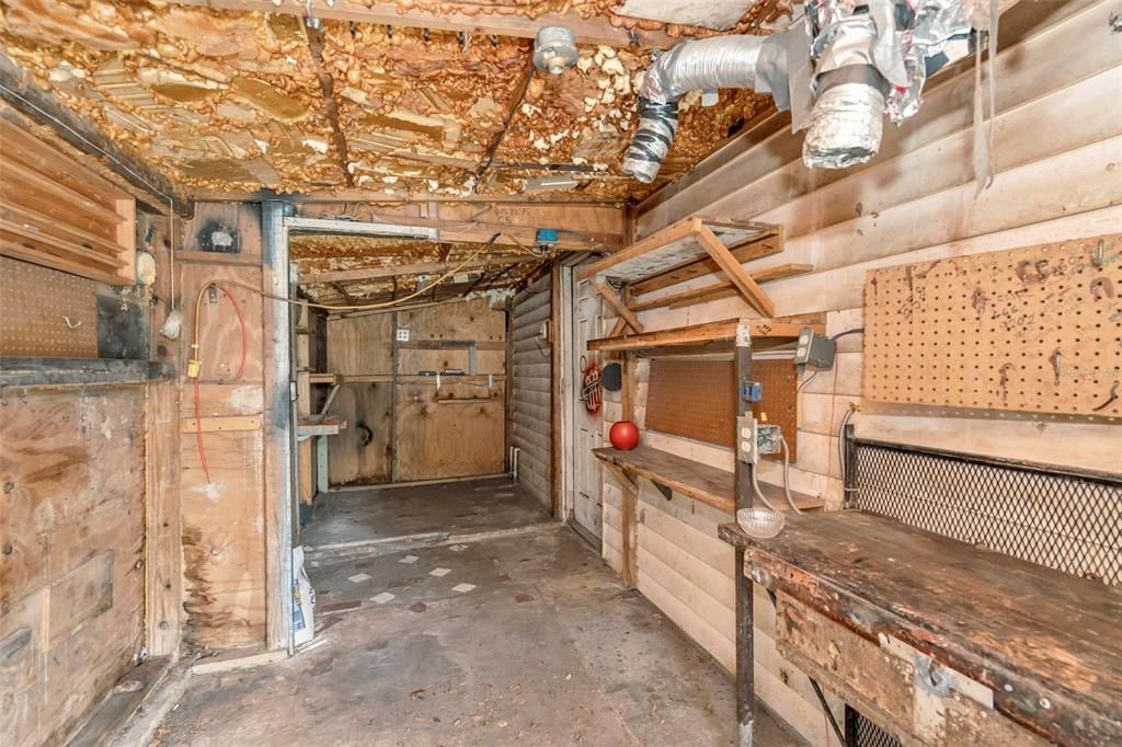 Под контрактом: $225,000 (3 спален, 2 ванн, 1596 Квадратных фут)