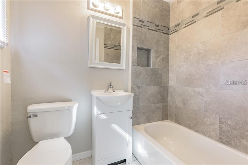 В аренду: $1,349 (2 спален, 1 ванн, 589 Квадратных фут)