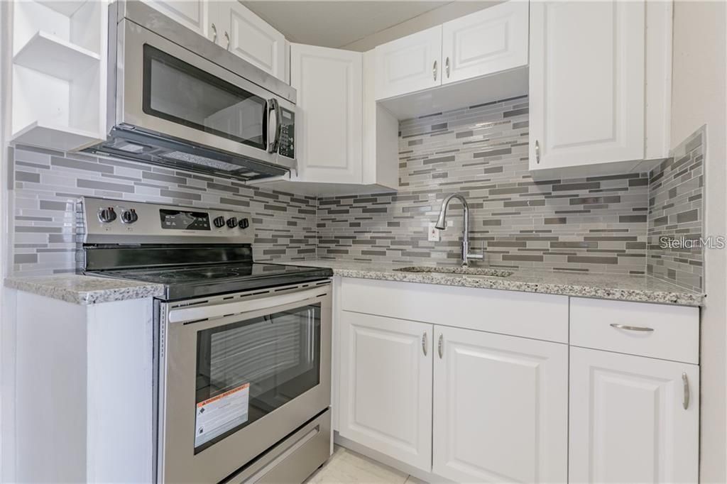 В аренду: $1,349 (2 спален, 1 ванн, 589 Квадратных фут)