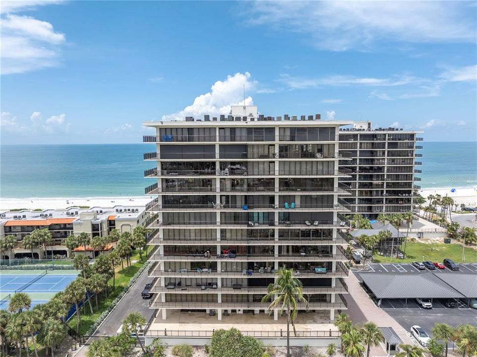 For Sale: $835,000 (2 beds, 2 baths, 1510 Square Feet)