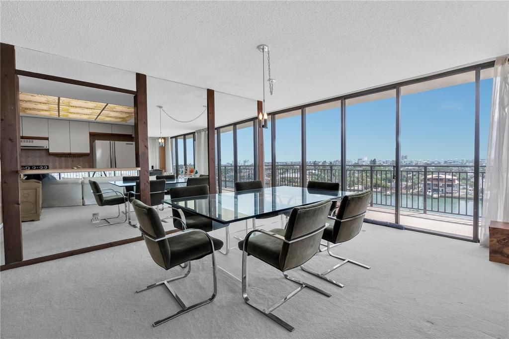 For Sale: $835,000 (2 beds, 2 baths, 1510 Square Feet)