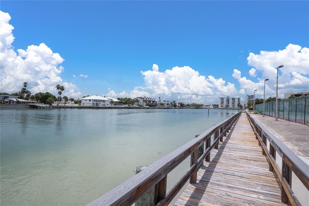 For Sale: $835,000 (2 beds, 2 baths, 1510 Square Feet)