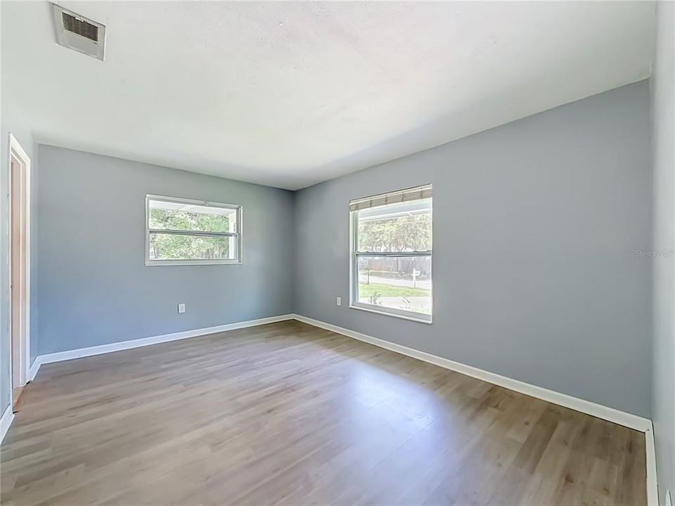 En Venta: $375,000 (3 camas, 2 baños, 1196 Pies cuadrados)