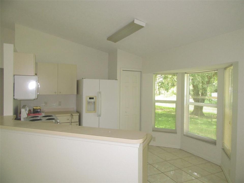 В аренду: $1,750 (3 спален, 2 ванн, 1224 Квадратных фут)