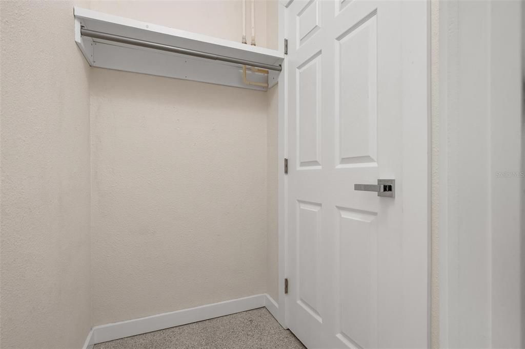 For Rent: $1,650 (1 beds, 1 baths, 500 Square Feet)