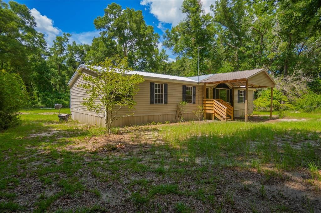 For Sale: $249,900 (3 beds, 2 baths, 1620 Square Feet)
