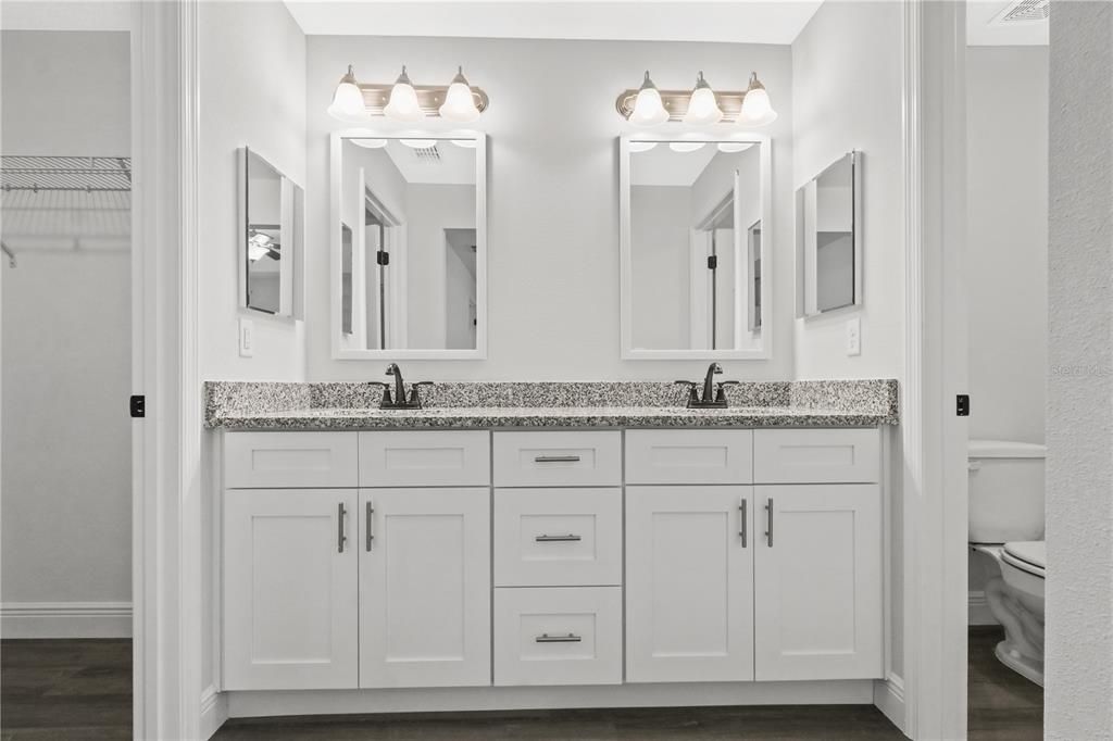 For Sale: $279,900 (3 beds, 2 baths, 1468 Square Feet)