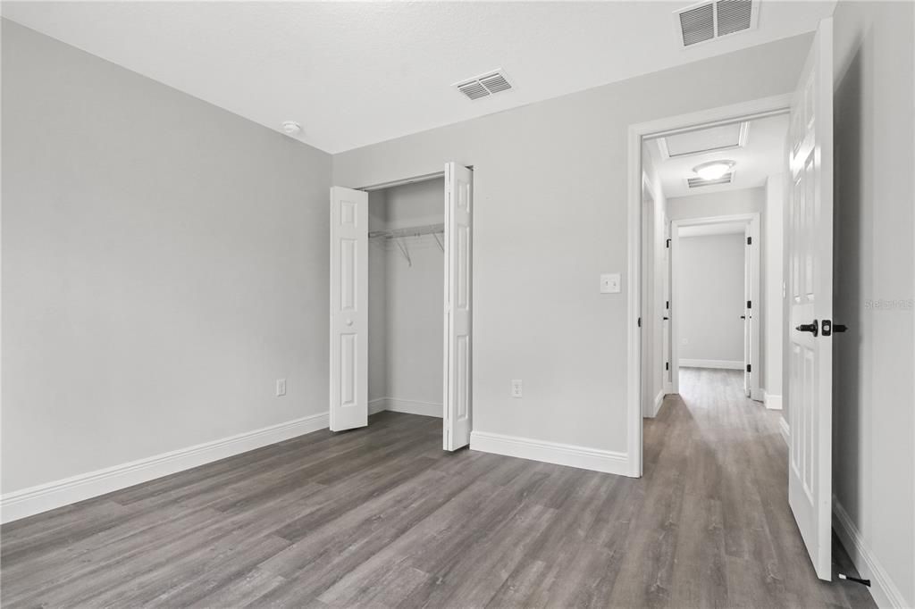For Sale: $279,900 (3 beds, 2 baths, 1468 Square Feet)
