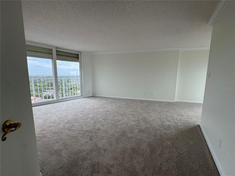 В аренду: $3,700 (2 спален, 2 ванн, 1560 Квадратных фут)