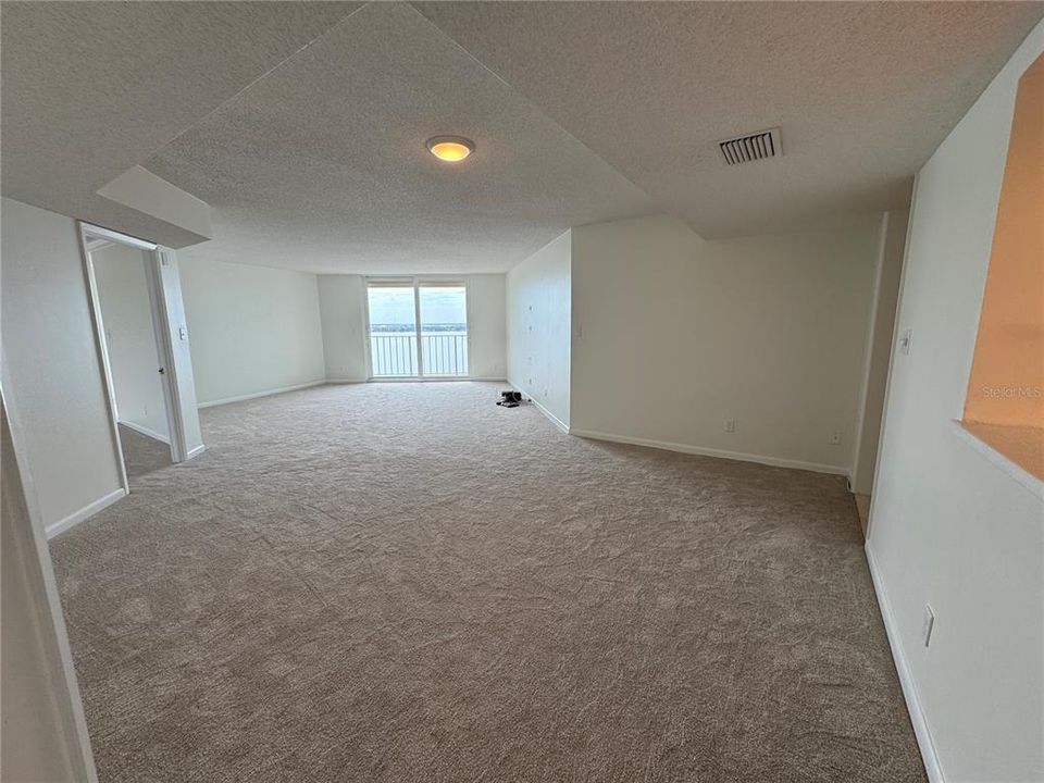 В аренду: $3,700 (2 спален, 2 ванн, 1560 Квадратных фут)