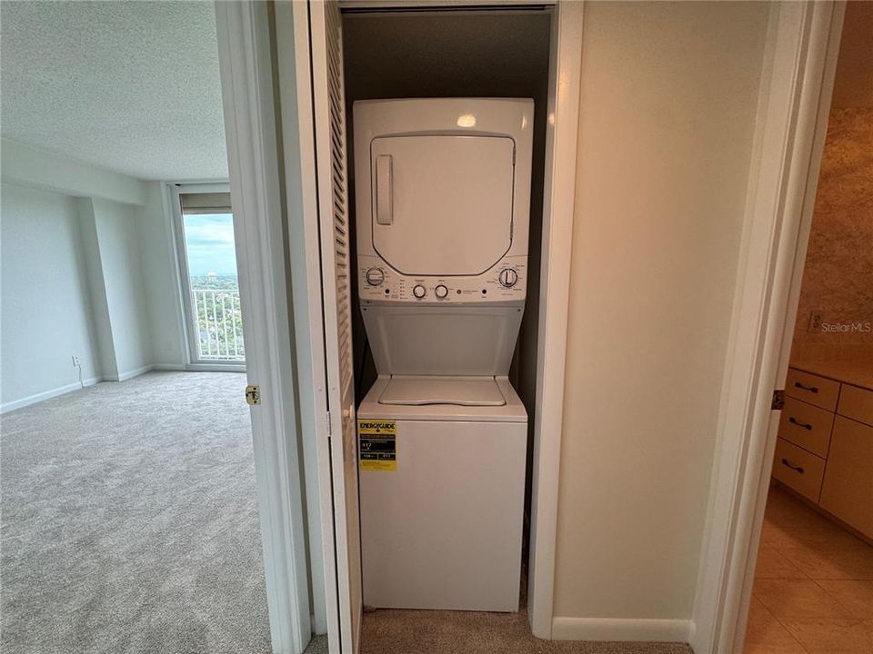 В аренду: $3,700 (2 спален, 2 ванн, 1560 Квадратных фут)