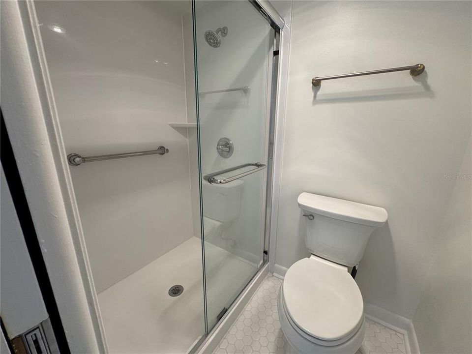 В аренду: $3,700 (2 спален, 2 ванн, 1560 Квадратных фут)