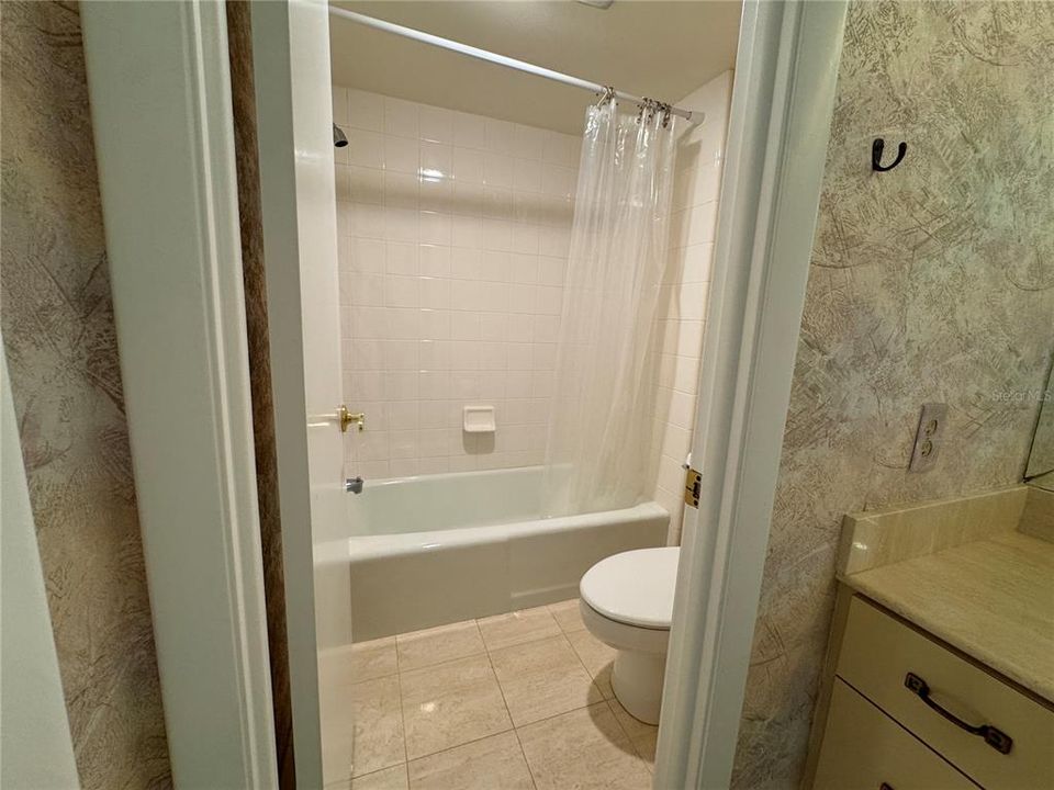 В аренду: $3,700 (2 спален, 2 ванн, 1560 Квадратных фут)