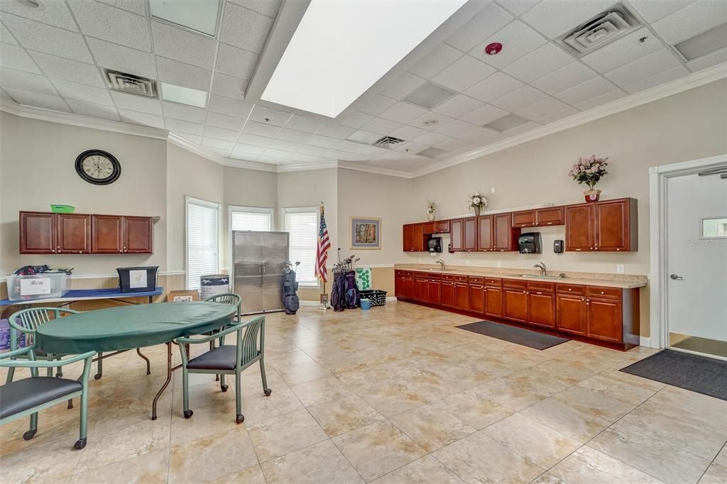 En Venta: $295,000 (3 camas, 2 baños, 1831 Pies cuadrados)