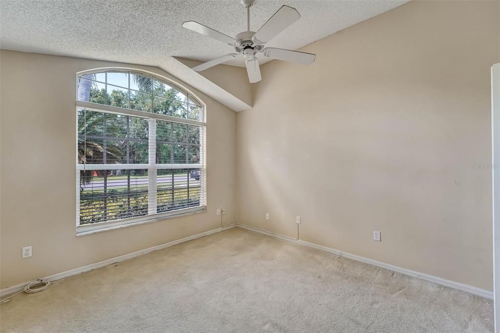 En Venta: $295,000 (3 camas, 2 baños, 1831 Pies cuadrados)