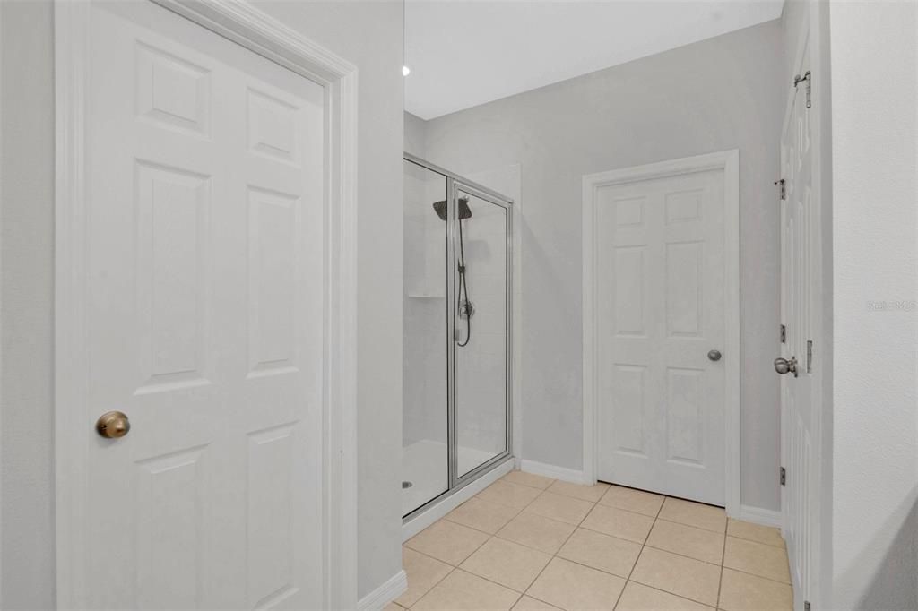 En Venta: $289,900 (3 camas, 2 baños, 1607 Pies cuadrados)