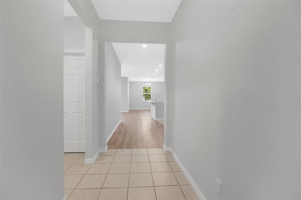 En Venta: $289,900 (3 camas, 2 baños, 1607 Pies cuadrados)
