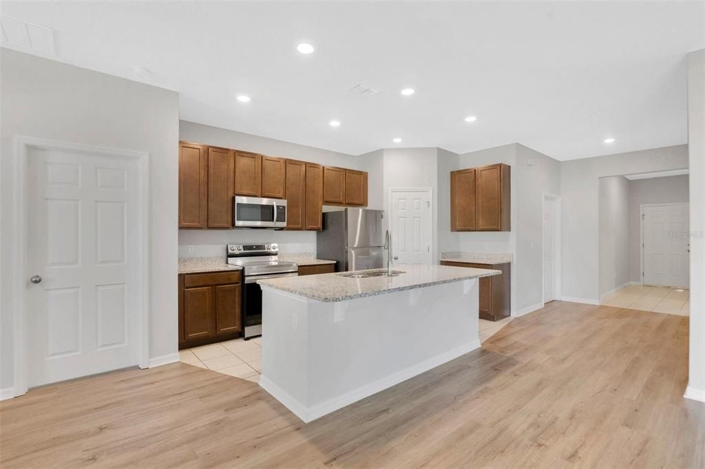 En Venta: $289,900 (3 camas, 2 baños, 1607 Pies cuadrados)