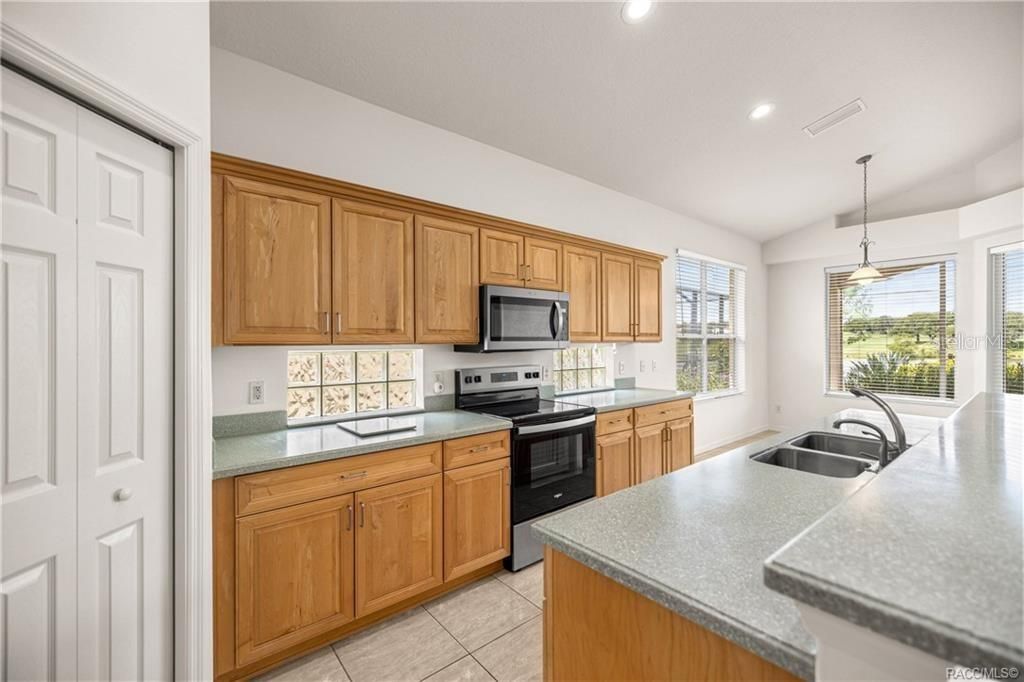 For Sale: $525,000 (4 beds, 2 baths, 2442 Square Feet)