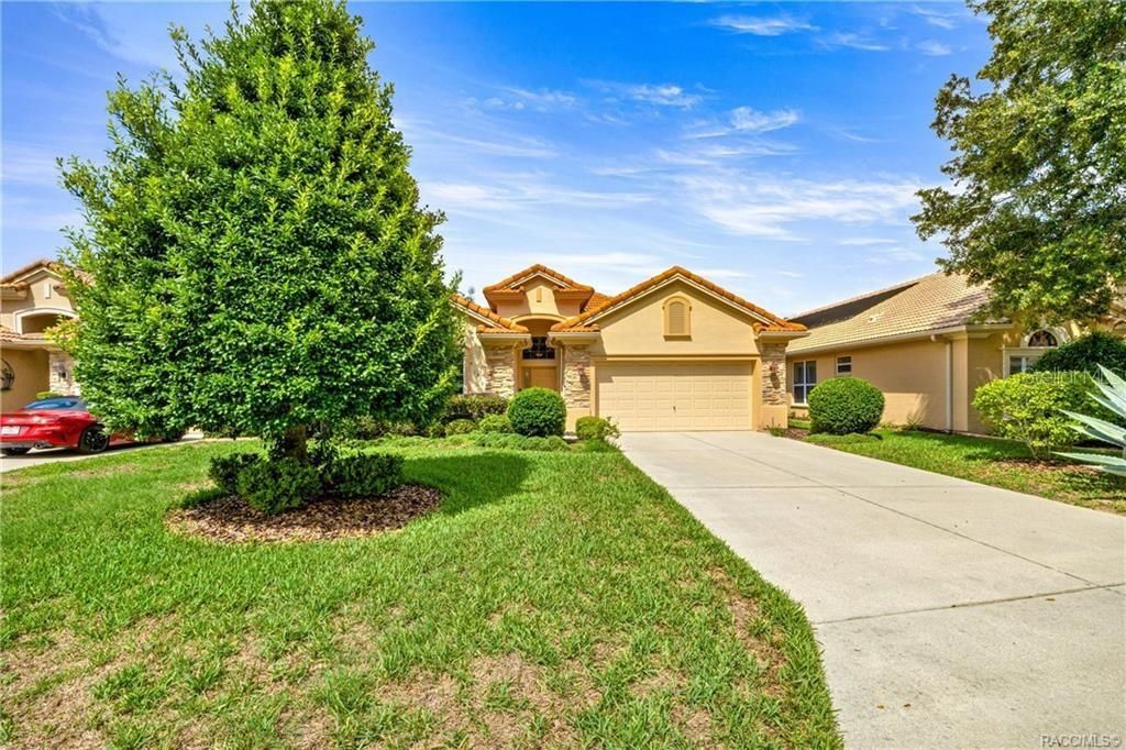 For Sale: $525,000 (4 beds, 2 baths, 2442 Square Feet)