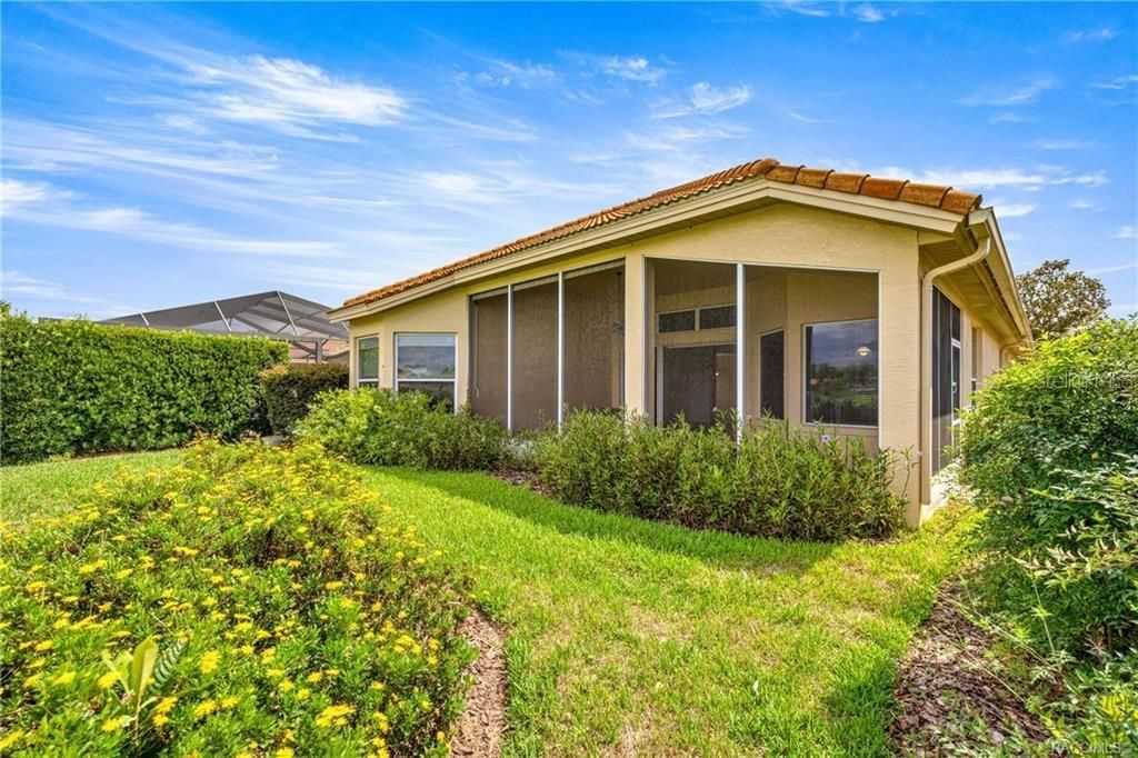 For Sale: $525,000 (4 beds, 2 baths, 2442 Square Feet)